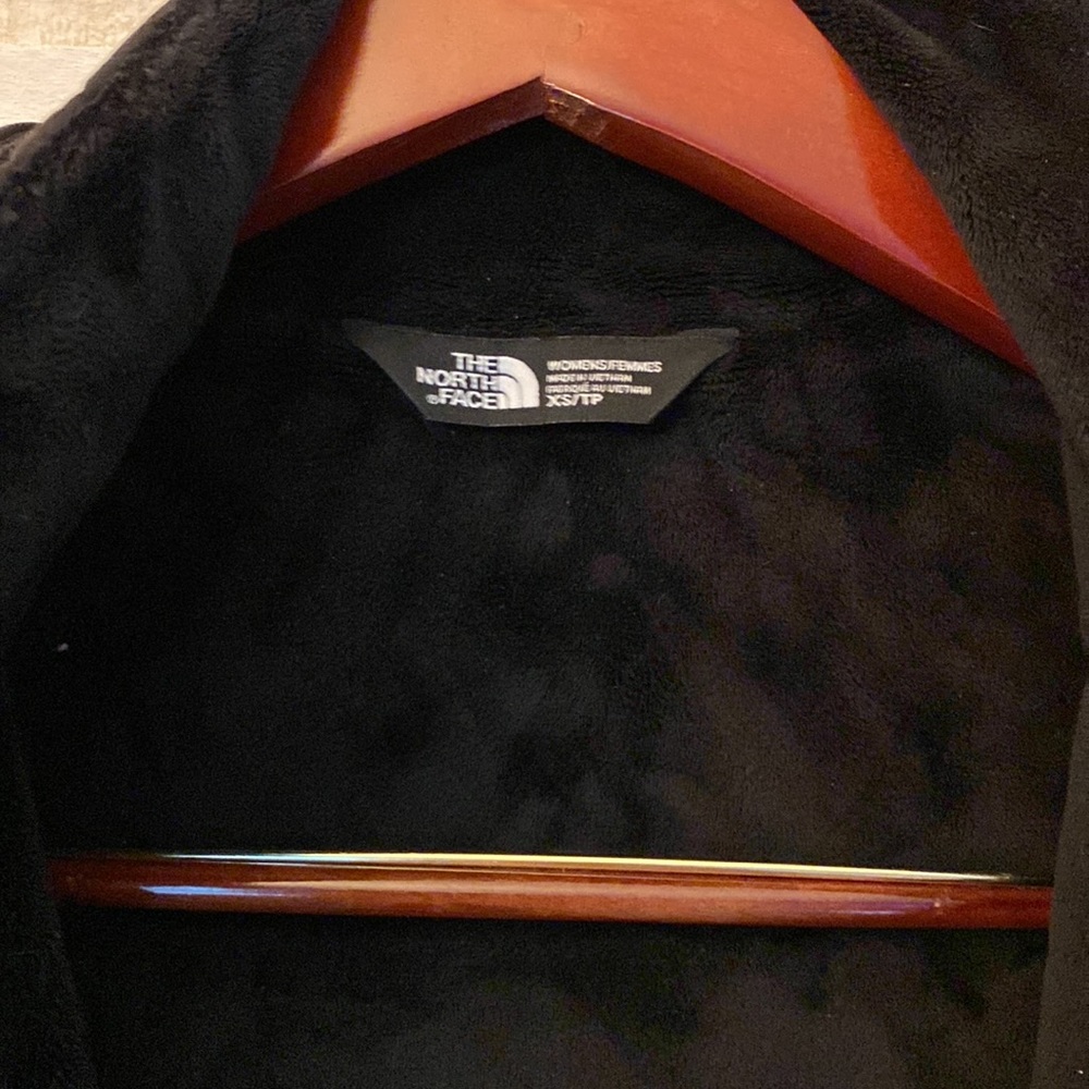 Northface Softshell Black Jacket Size Xs - image 4